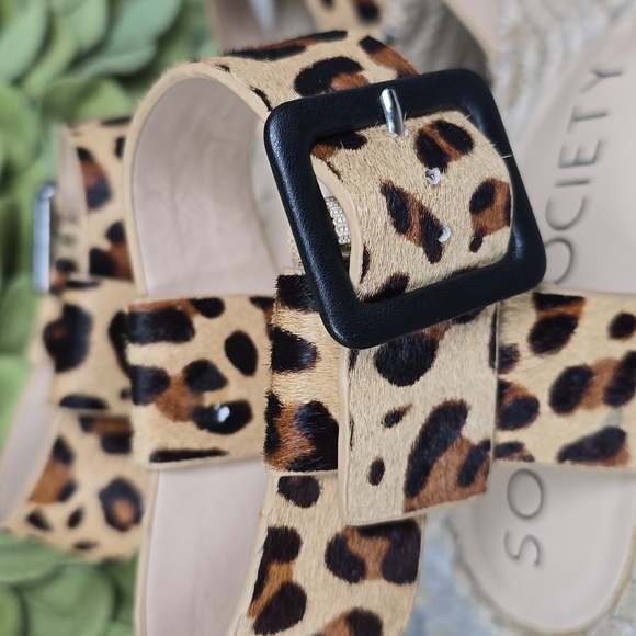 Sole Society Audrina  Calf Hair Leopard Print Wedge Sandals - Picture 16 of 16